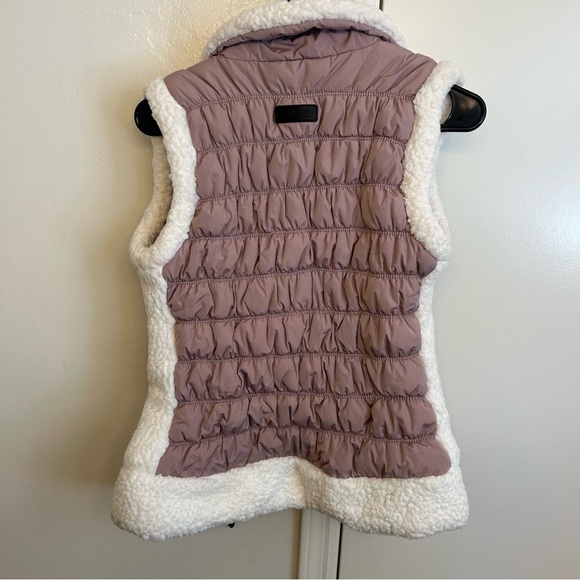 Calvin Klein Performance Pink Sherpa Faux Shearling Trim Quilted Vest Size Small - Picture 6 of 10
